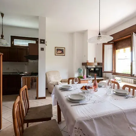 Casa Mari Lägenhet Salò